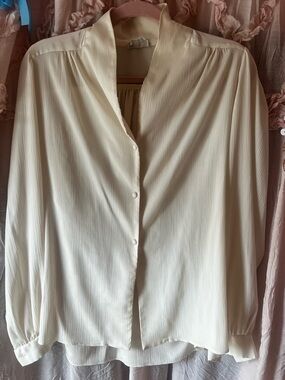 Vintage Campus Casuals Cream Button-Front Blouse 70’s 80’s